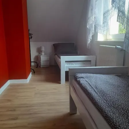 Dom wakacyjny ,,dom Na Skarpie Z Balią I Basenem Letnim