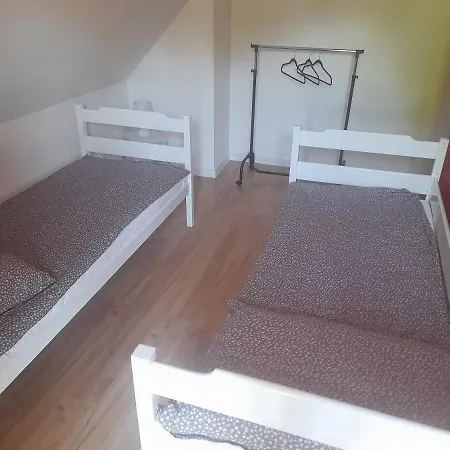Dom wakacyjny ,,dom Na Skarpie Z Balią I Basenem Letnim