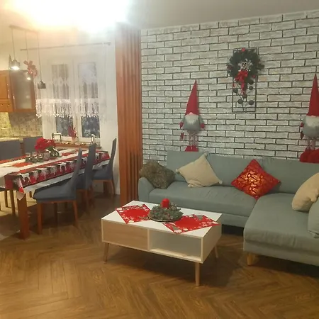 Dom wakacyjny ,,dom Na Skarpie Z Balią I Basenem Letnim